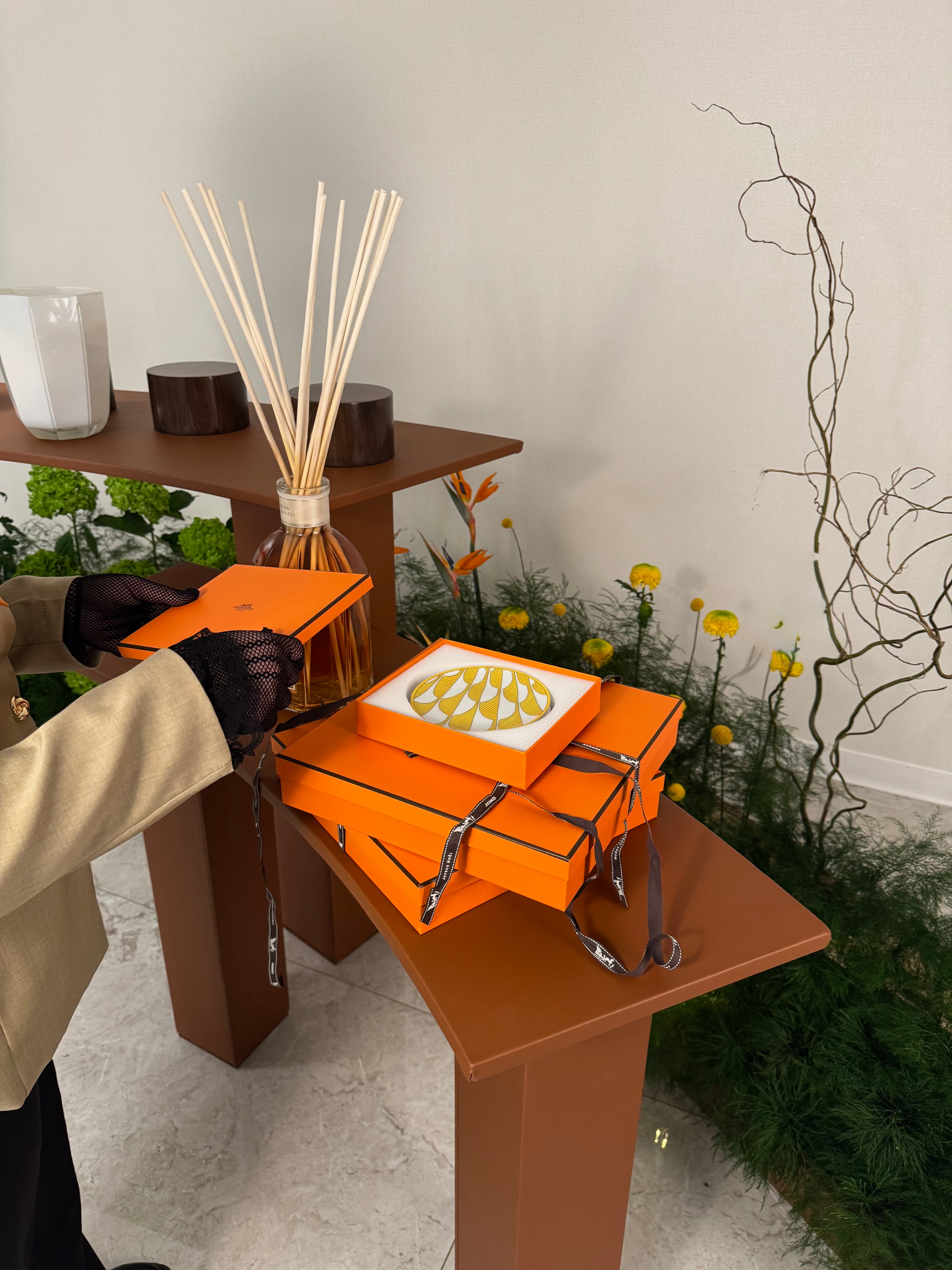 HERMÈS | ثيم هيرميس