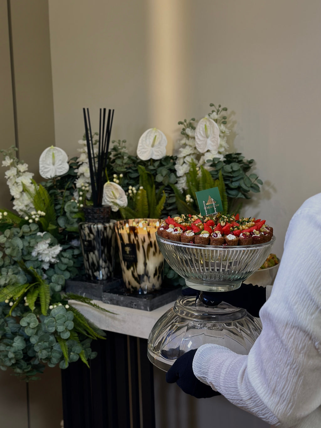 HOOST | ثيم هوُست