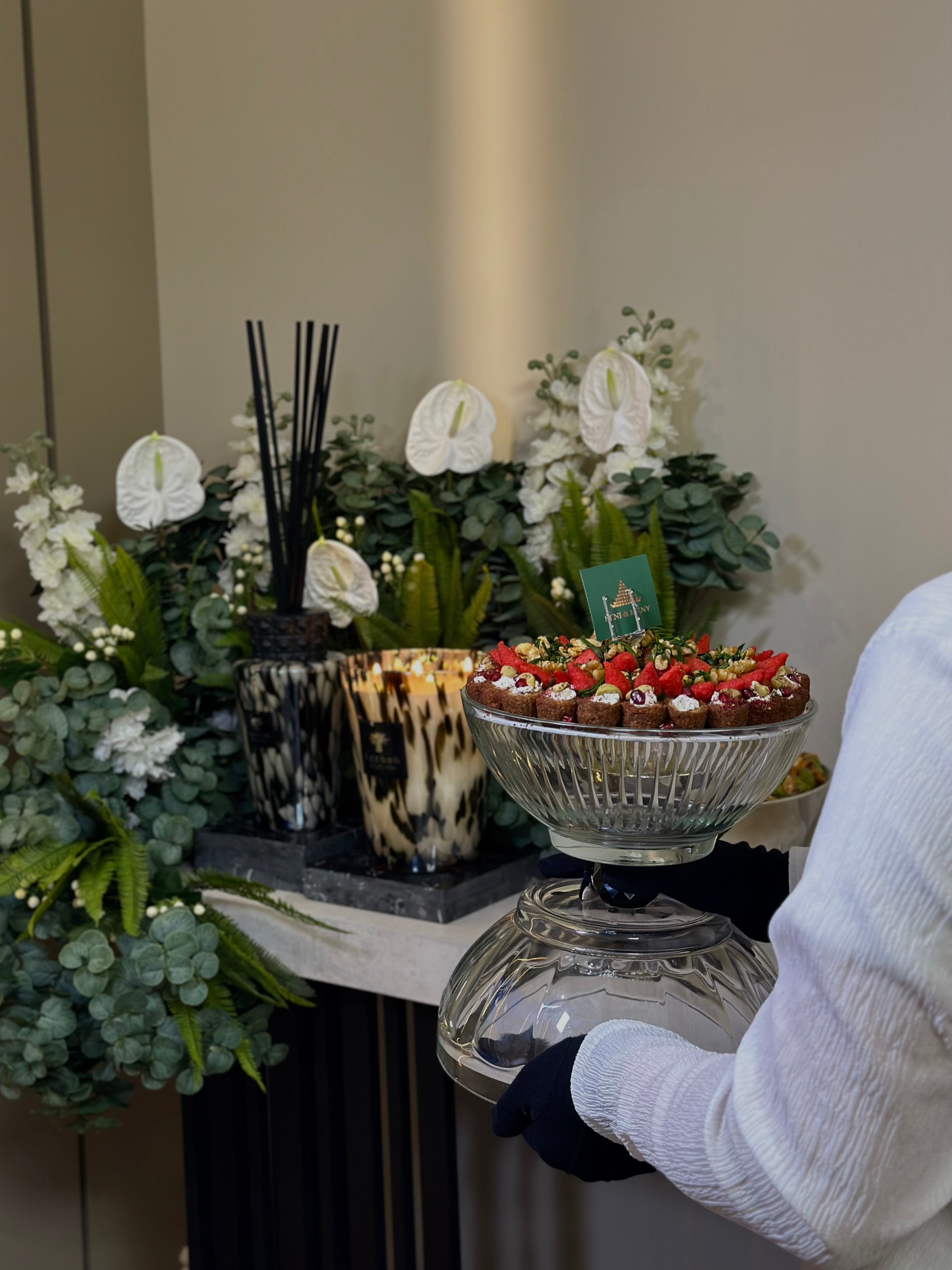 HOOST | ثيم هوُست