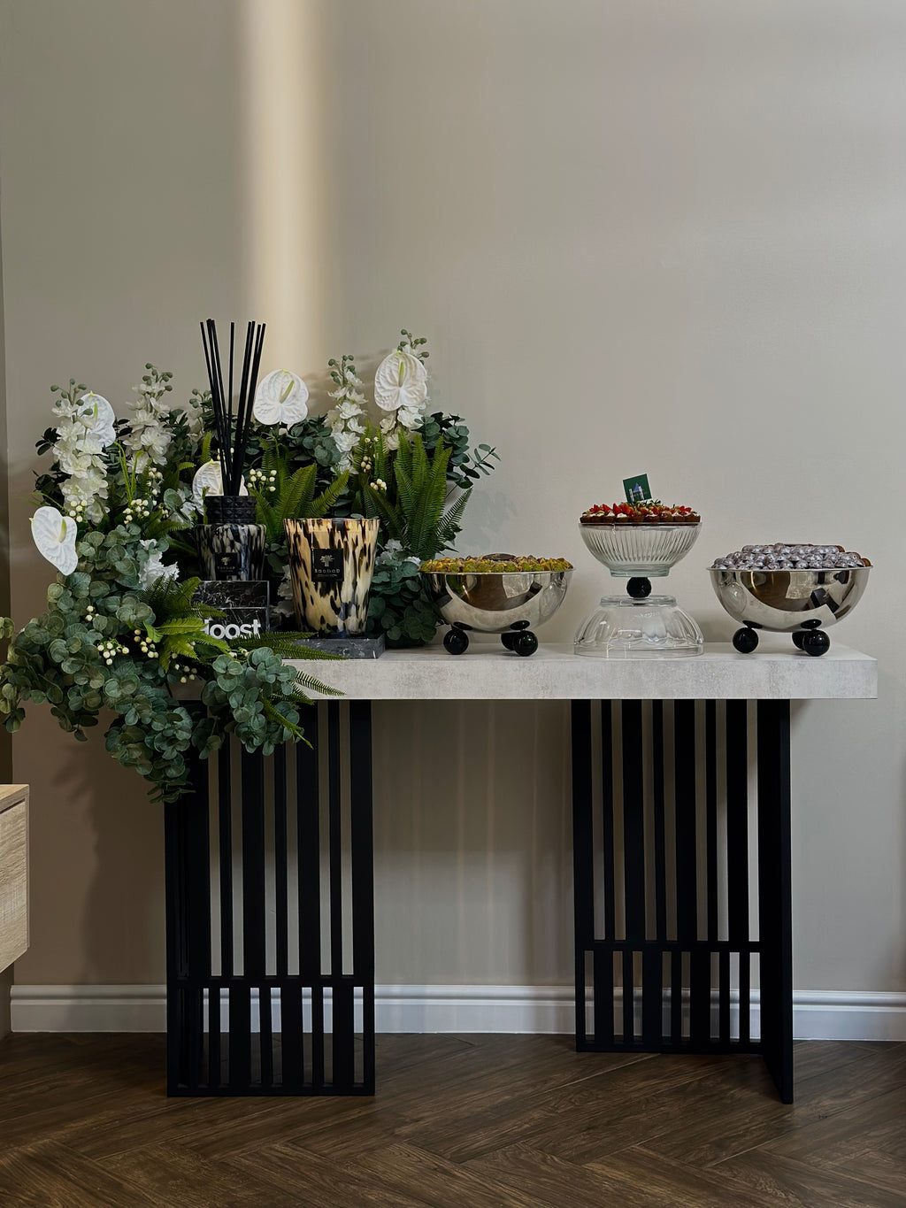 HOOST | ثيم هوُست