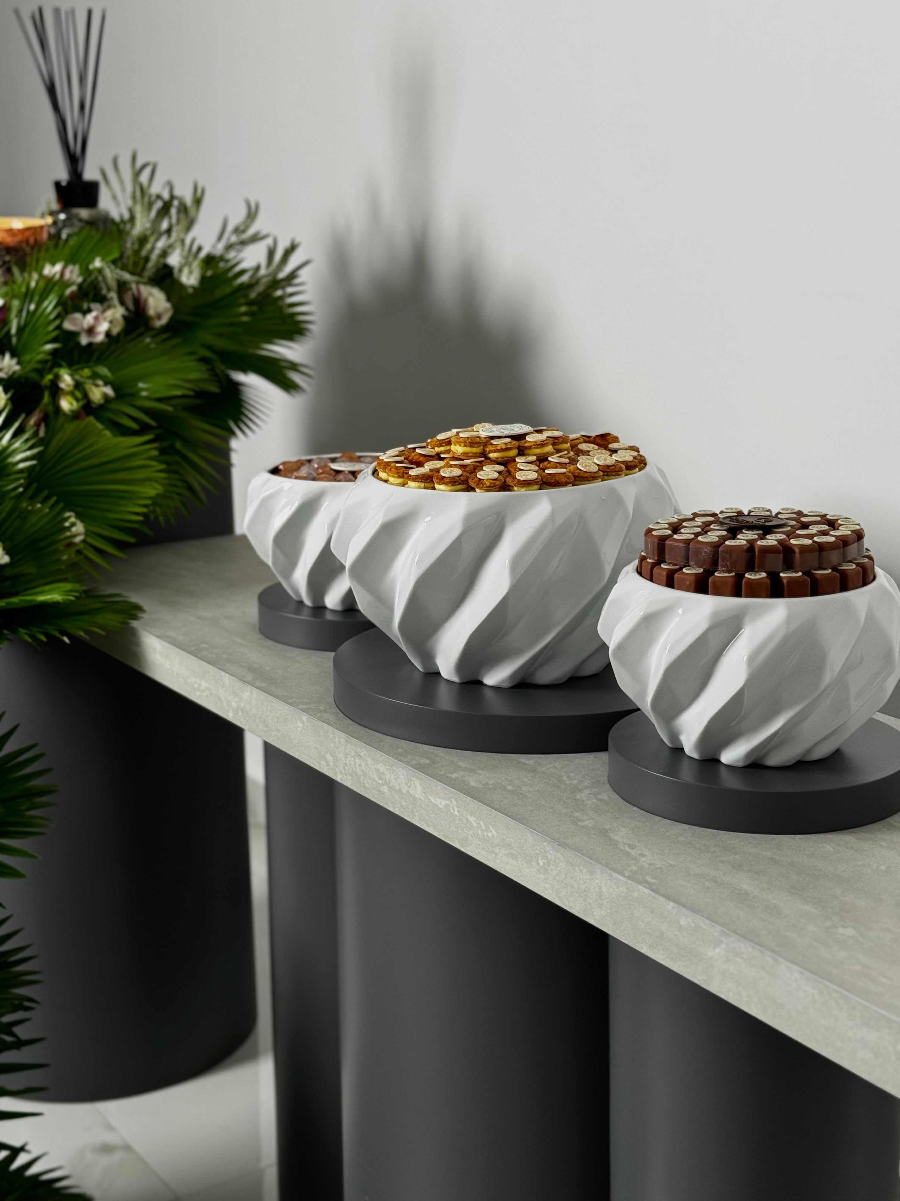 GREY | ثيم رمادي