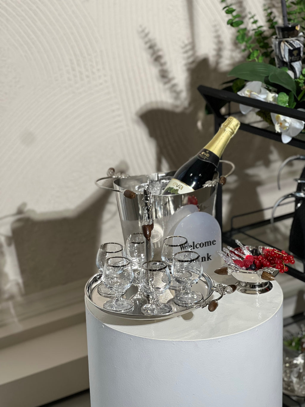 Black Trolly | الترولي الأسود